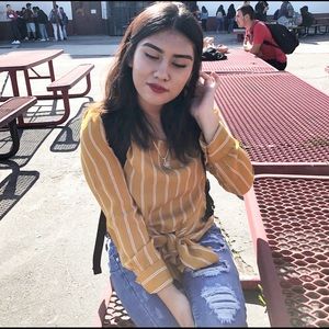 Meet your Posher, Lesly